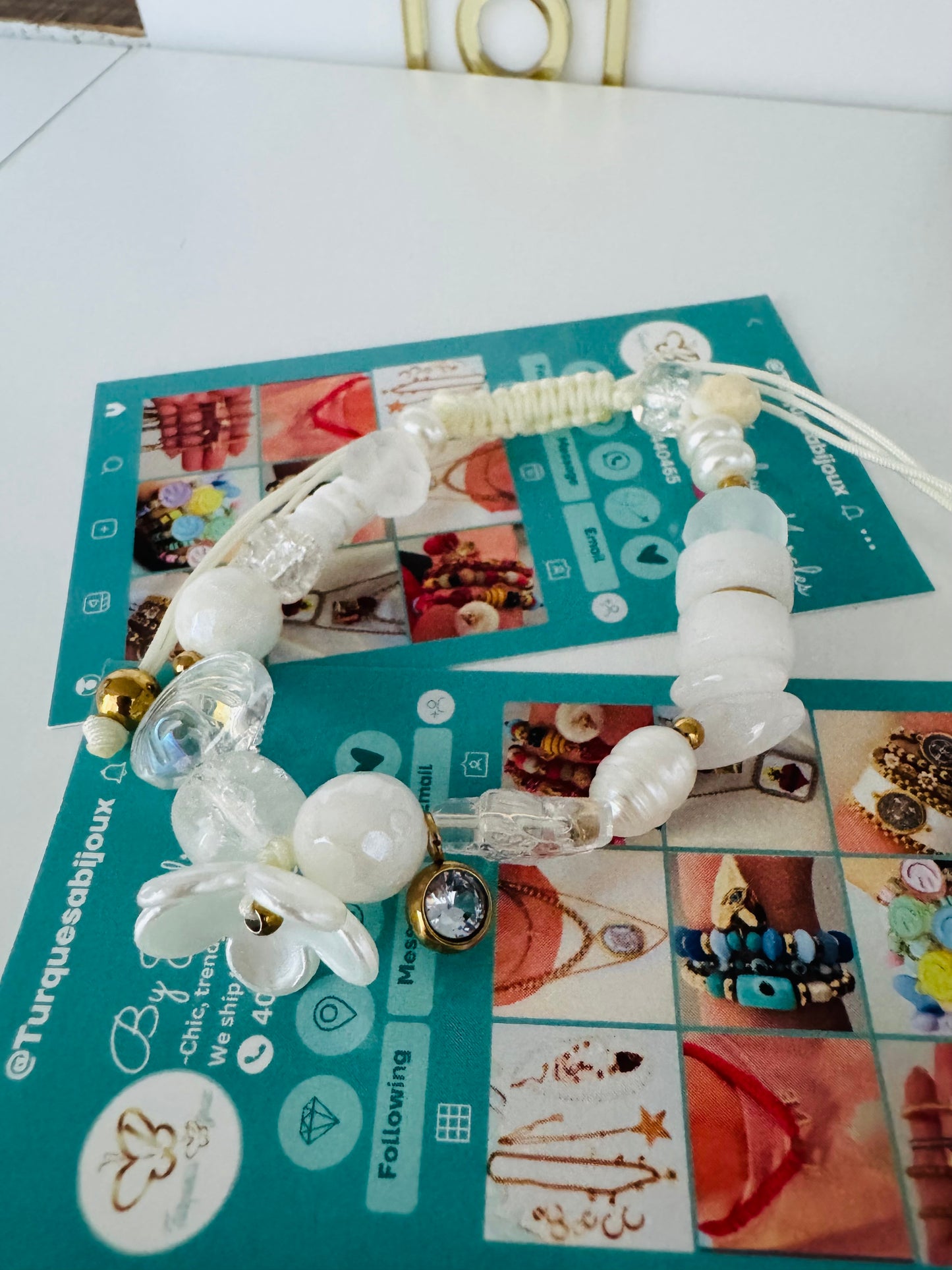 Bracelet white flower
