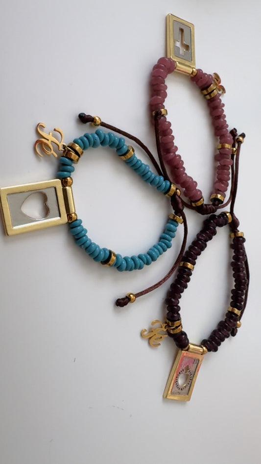 Scapular bracelet single