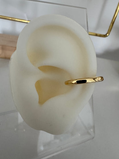Ear cuff